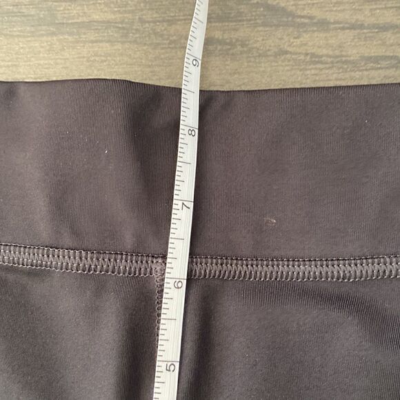 Susan Lucci Black athletic leggings Medium Petite - Picture 9 of 10